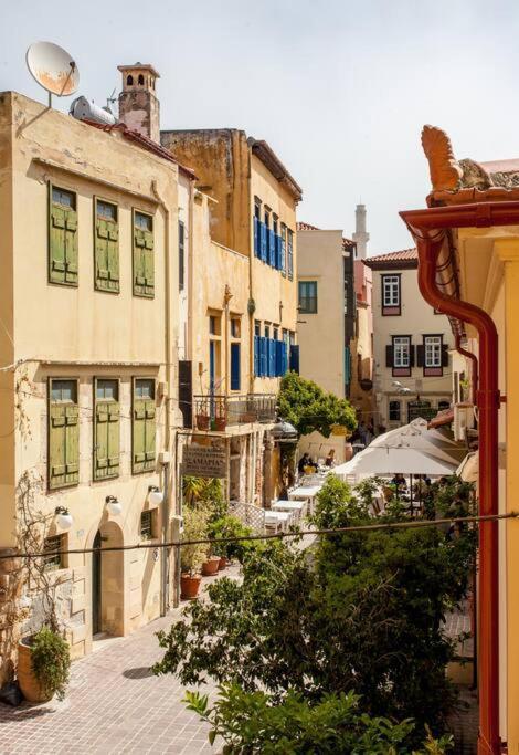 History & Culture In Old Town Chania Chania  Luaran gambar