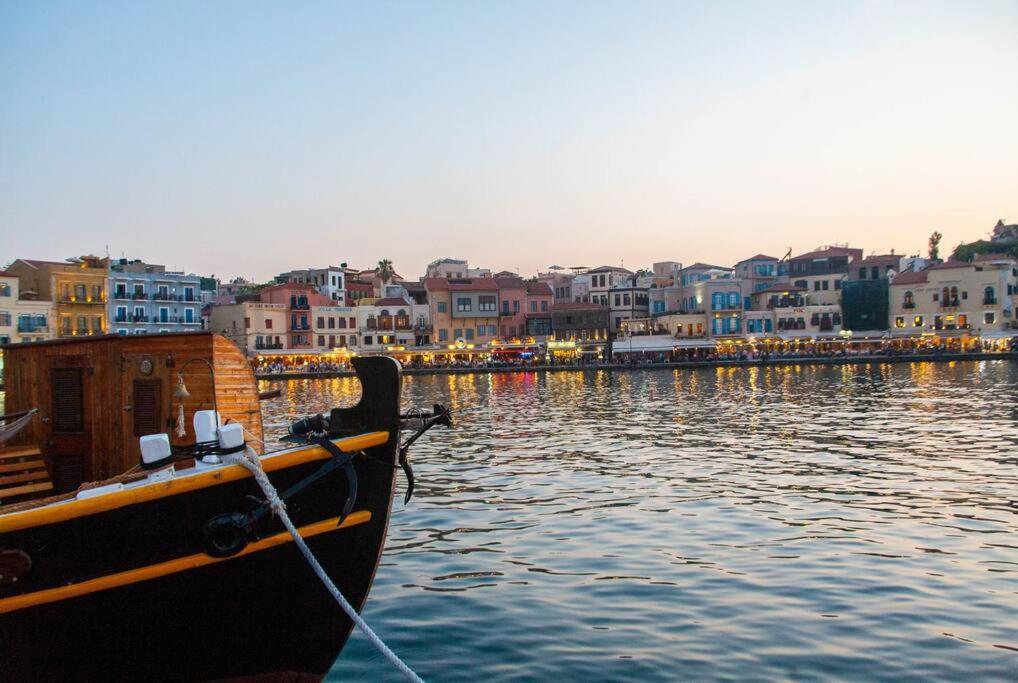 History & Culture In Old Town Chania Chania  Luaran gambar